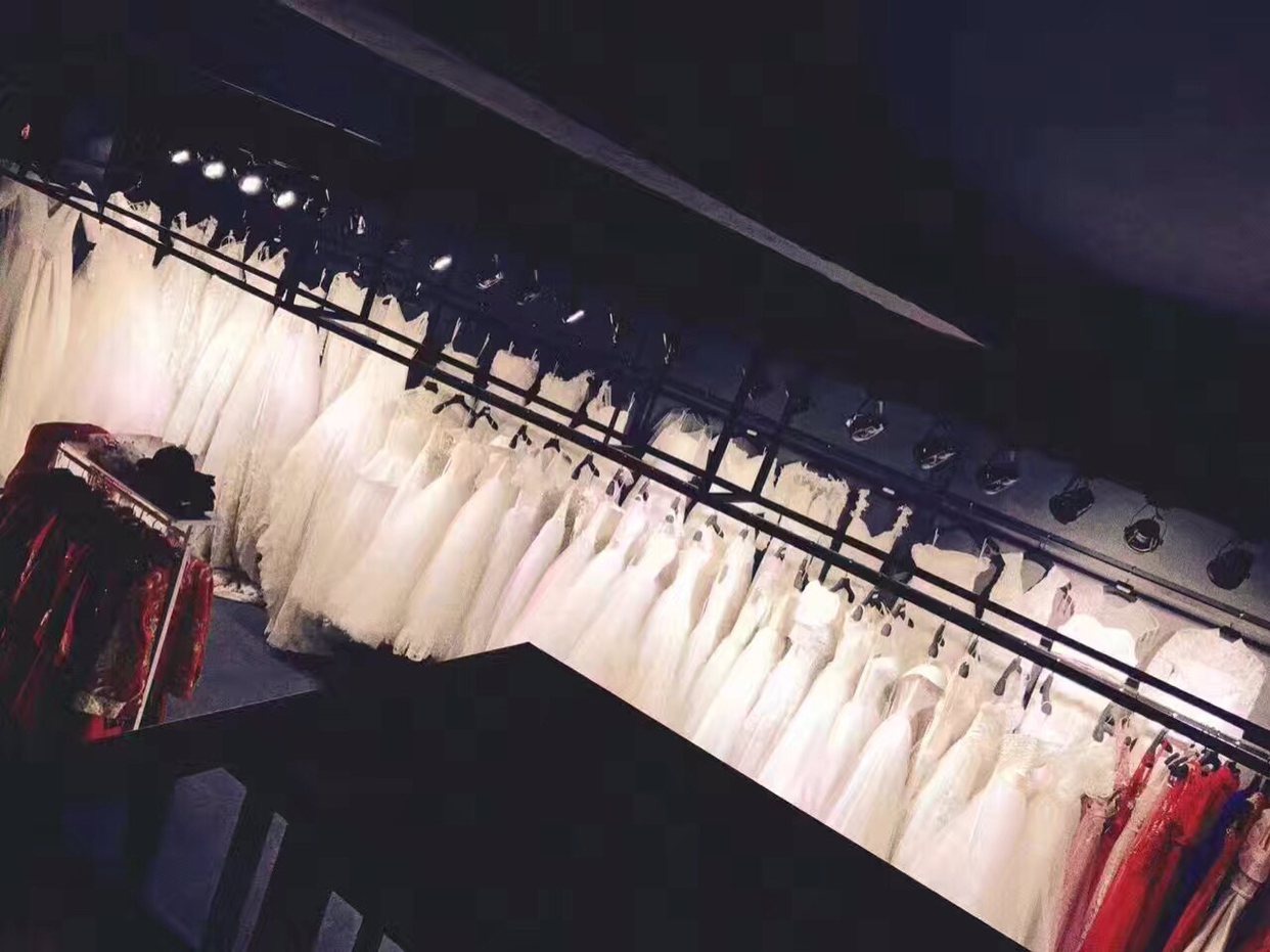 JC婚礼化妆造型婚纱工作室