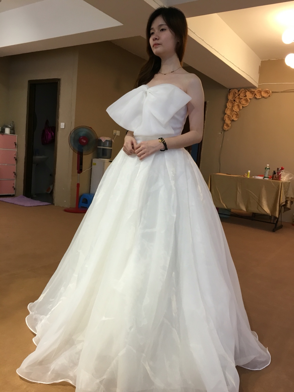偶遇心怡婚纱