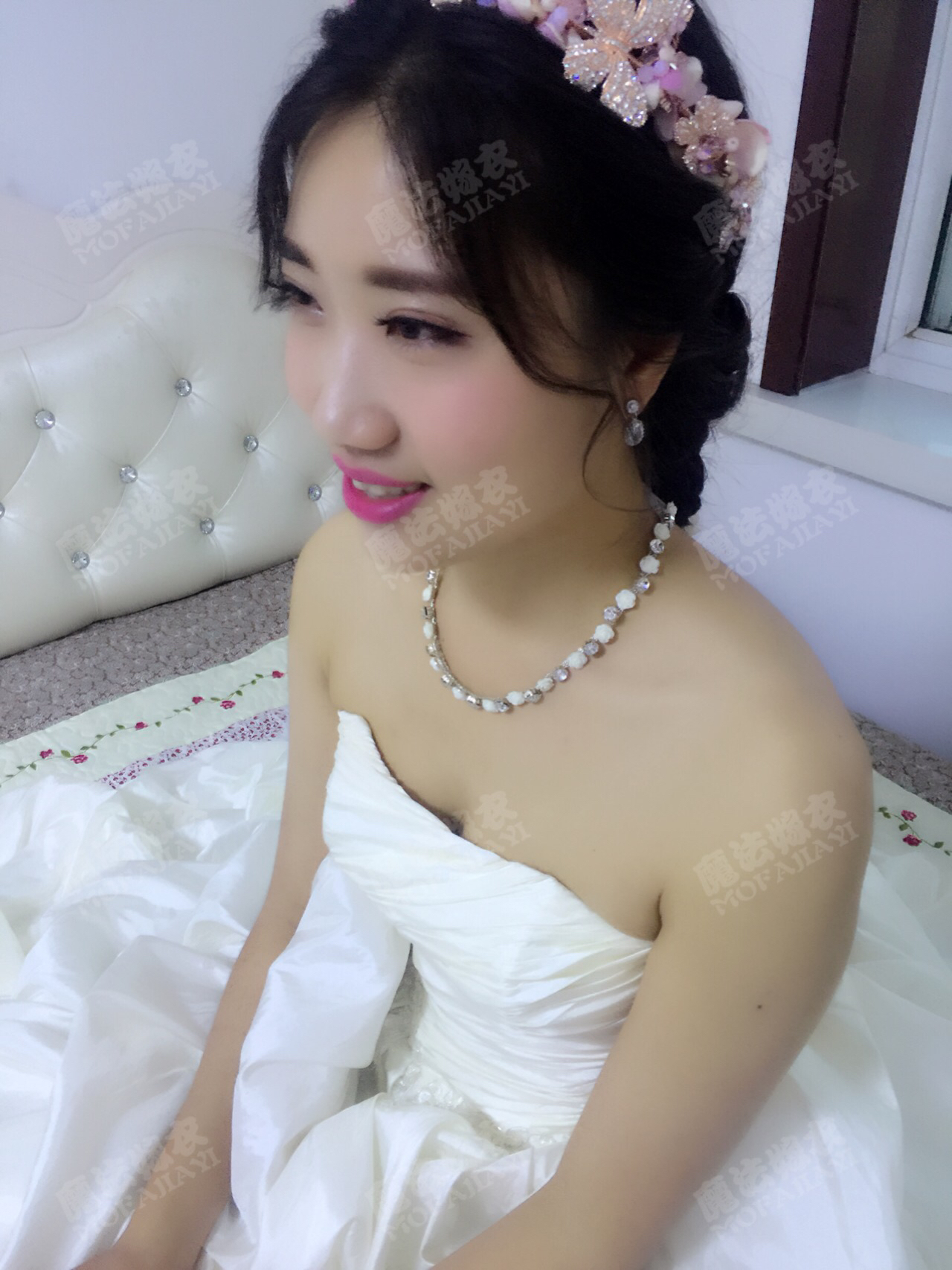 魔法嫁衣婚纱会馆