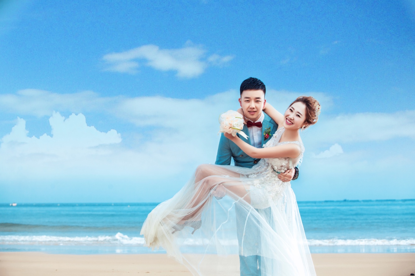 关于拍海边我的婚纱照发一些未精修的婚纱照