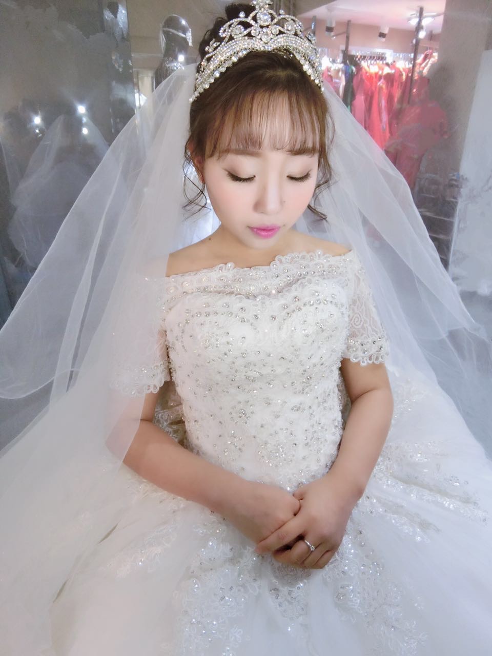 试妆归来，三套衣服感觉累死