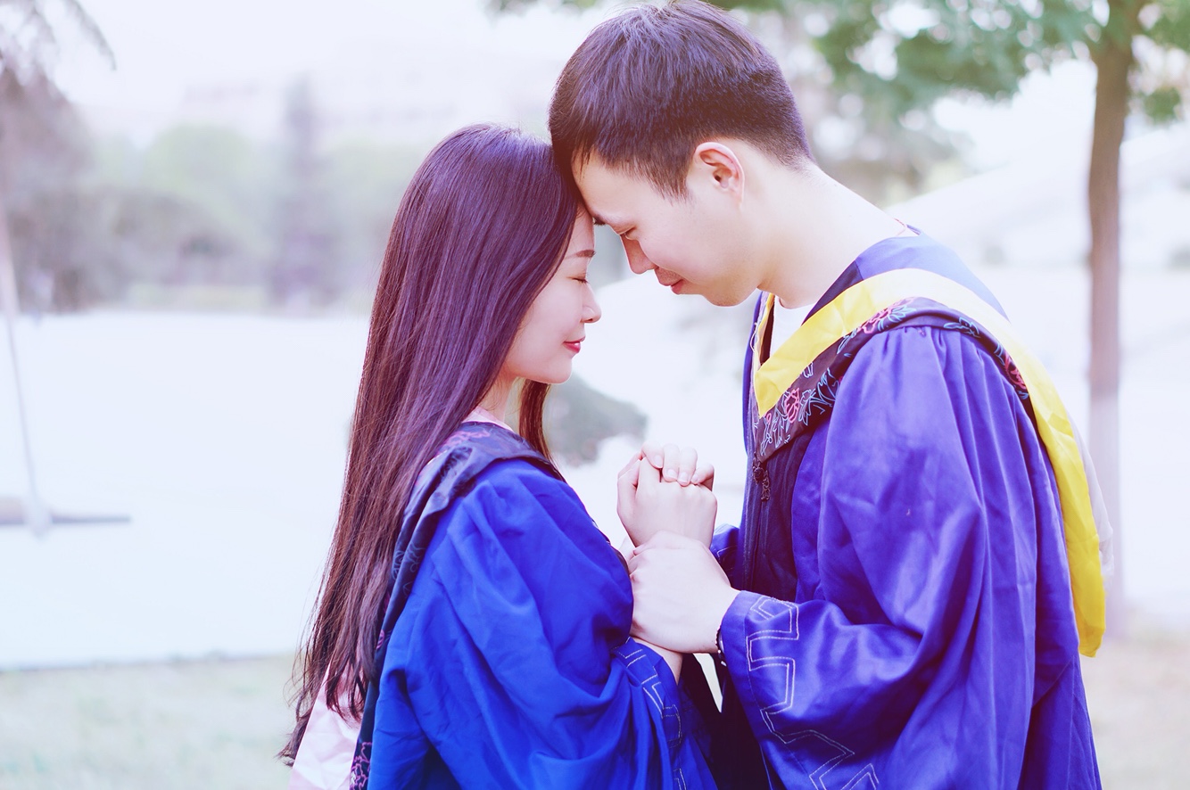 从校服到婚纱，感谢你一直陪在我身边