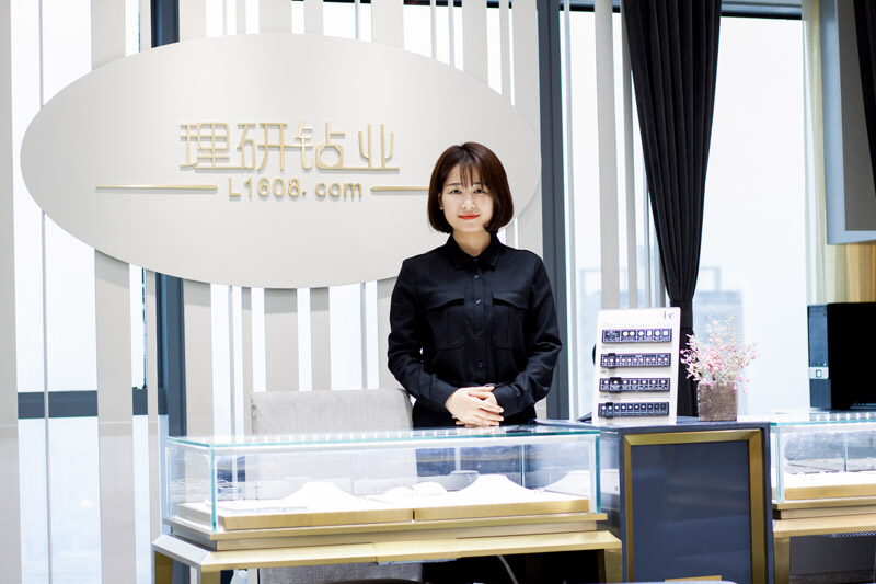 理研钻业GIA钻石婚戒定制