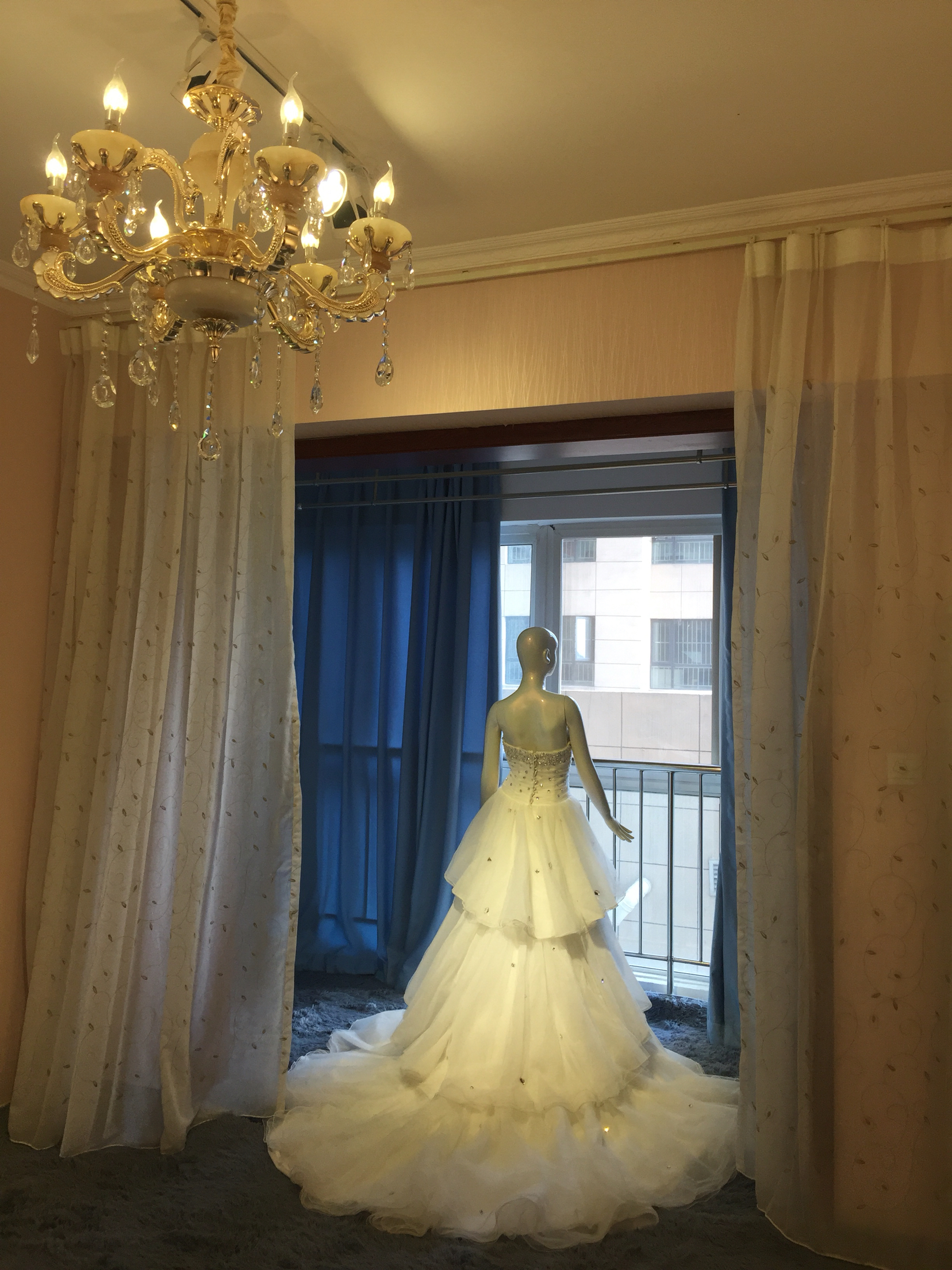 原色私人定制婚纱礼服会所