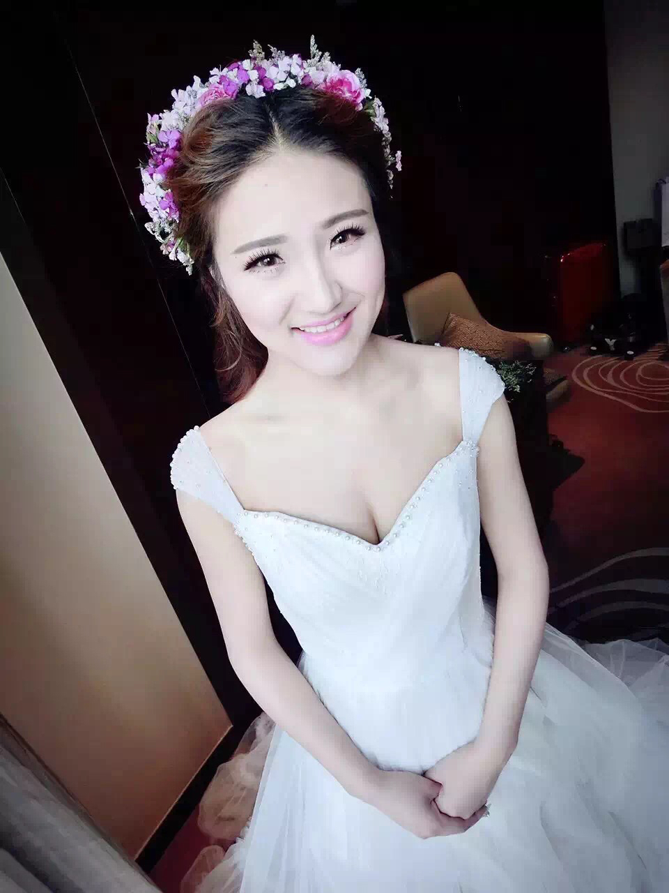 朵朵爱婚纱造型