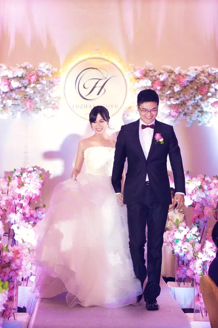 伊特诺婚纱礼服高级定制