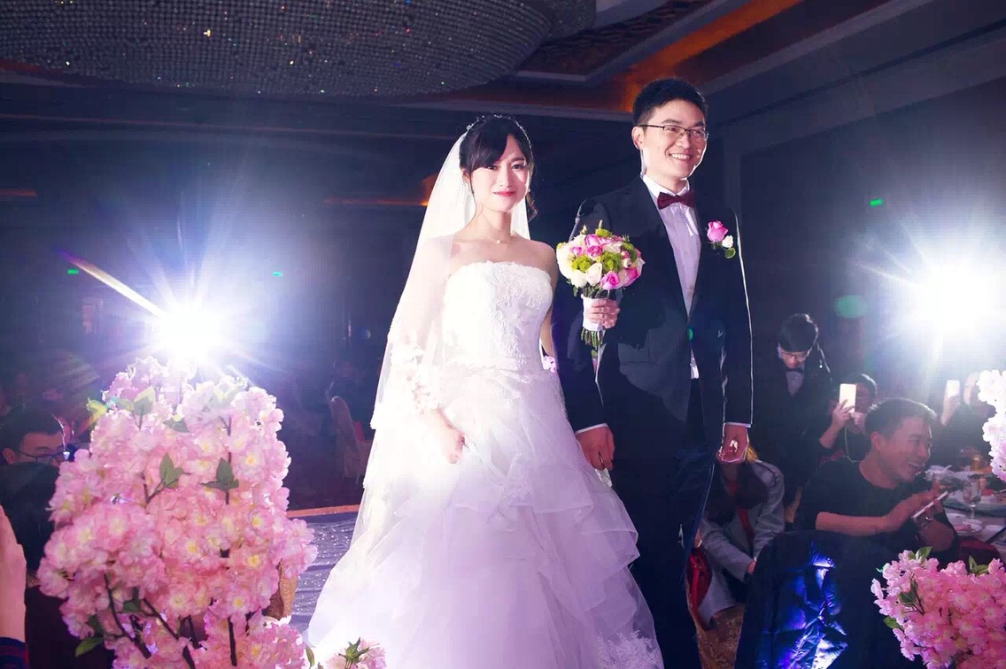 伊特诺婚纱礼服高级定制