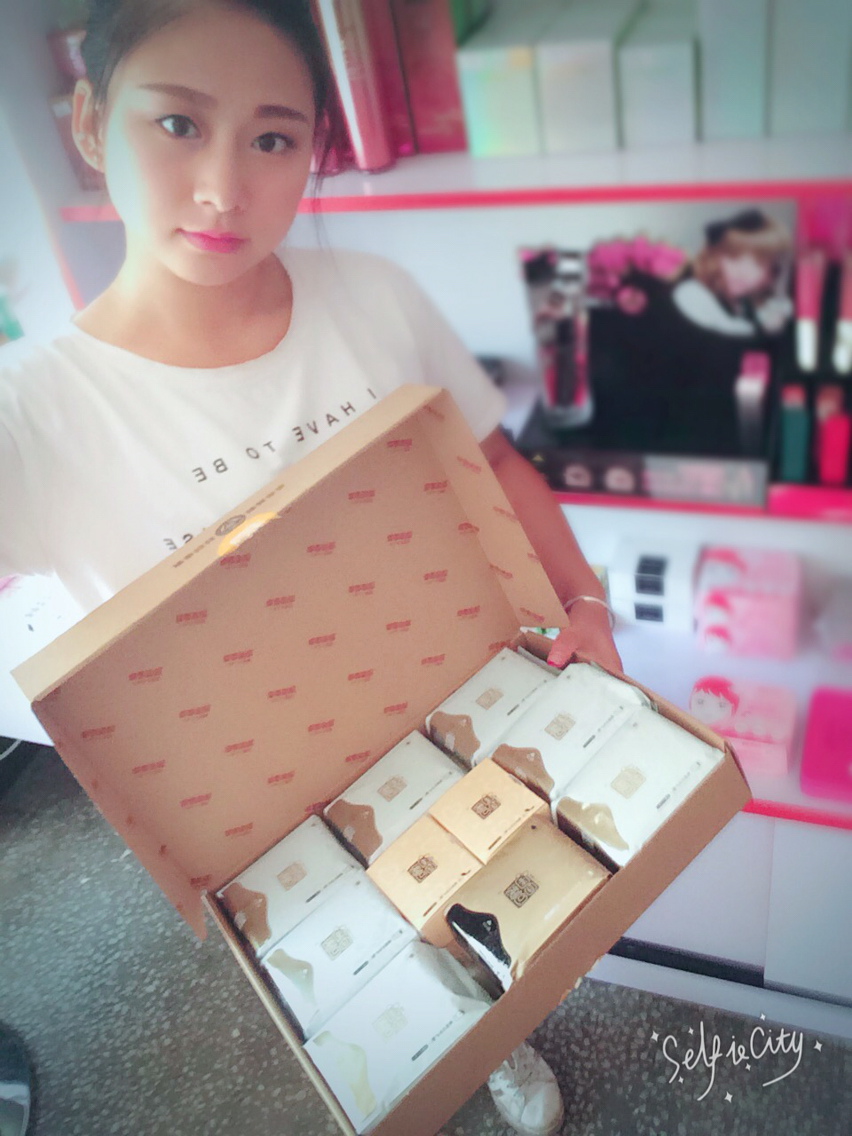 闺蜜美妆美甲