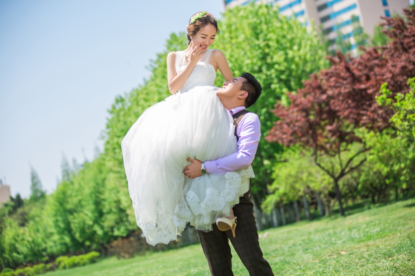 婚纱照出炉喽。