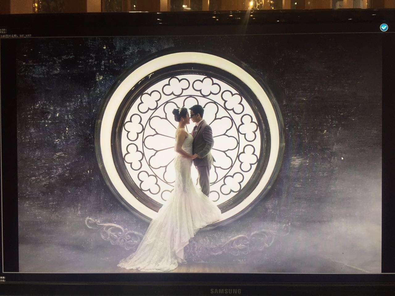 婚纱照原片就这么赞[大笑]好开森