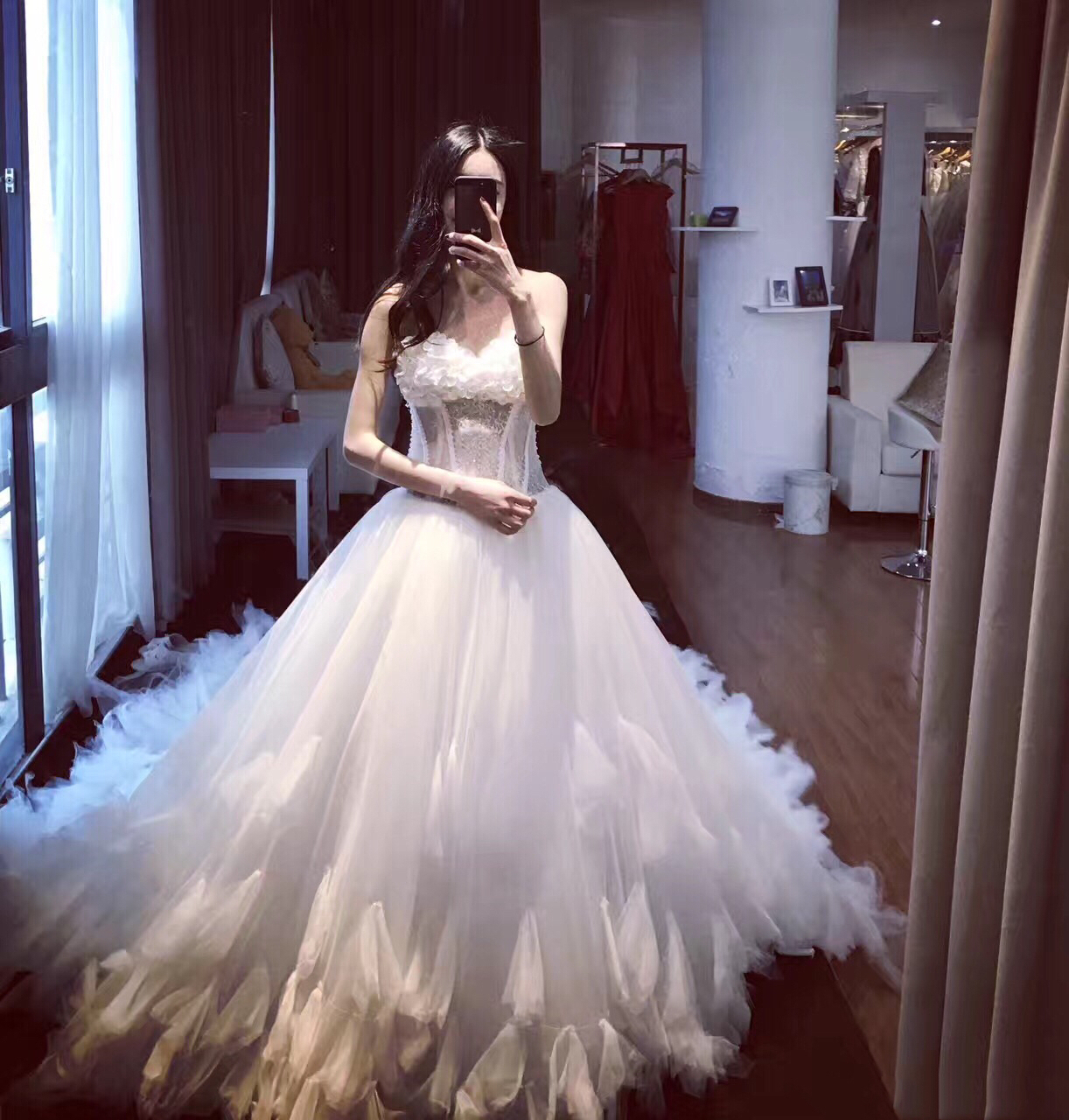 Amanda婚纱礼服馆