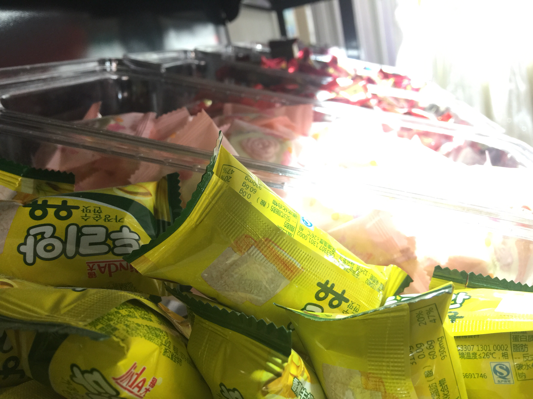 易结婚庆婚纱私人定制馆