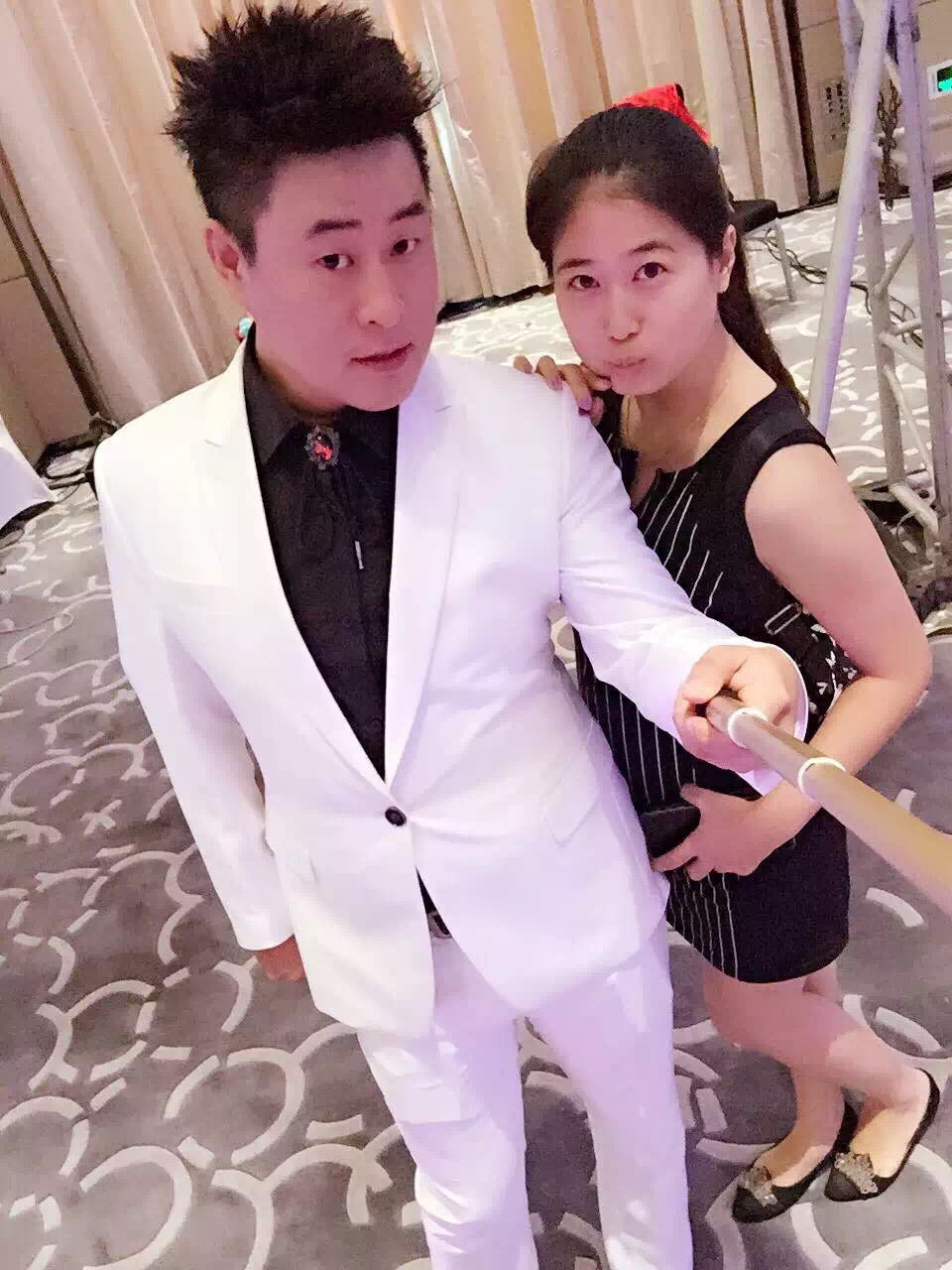 彤宇主持