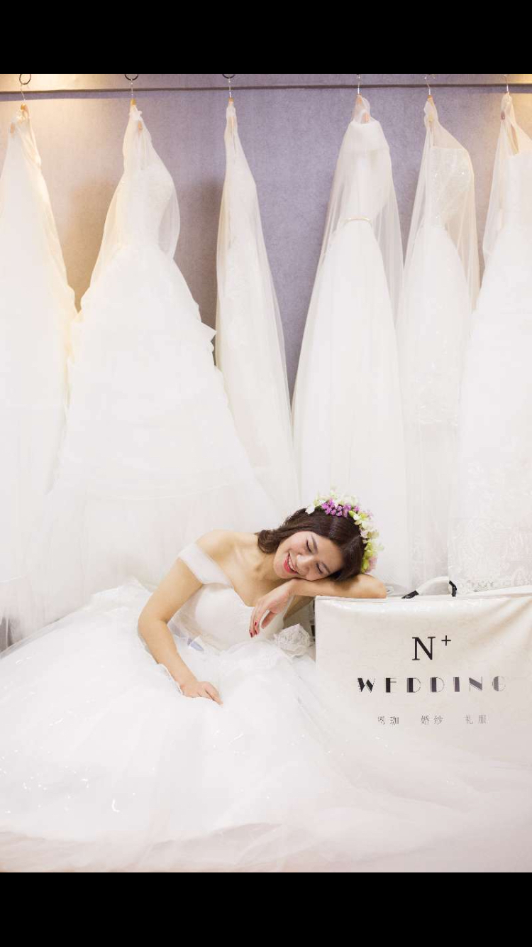 恩珈高端婚纱彩妆馆