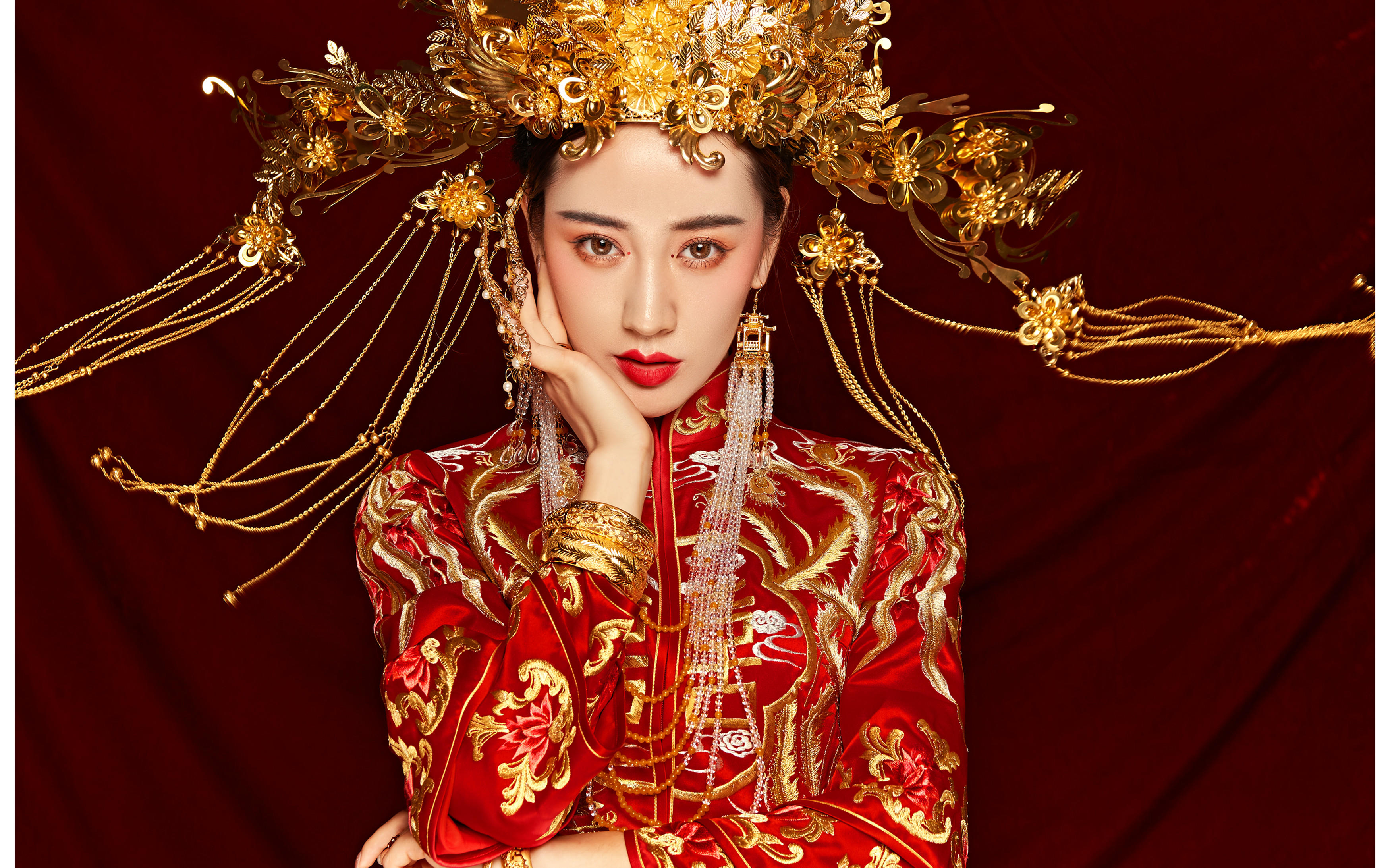 婚纱摄影【高端定制】总监团队+赠MV微电影拍摄