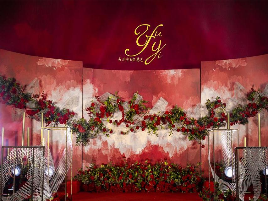 乌鲁木齐梦马婚礼作品《炙热》于锦江酒店一楼