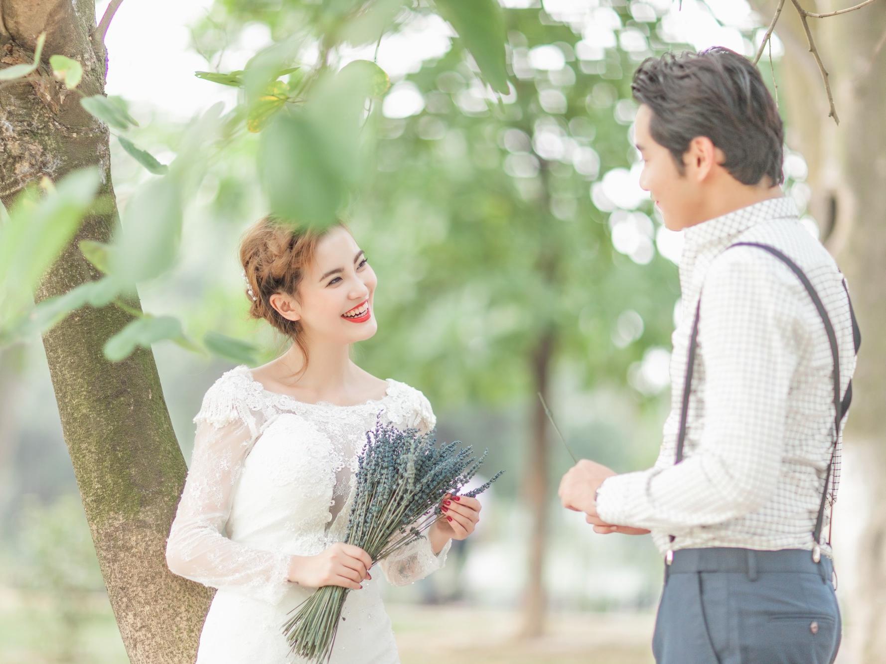 巴黎時(shí)光婚紗照熱賣套系