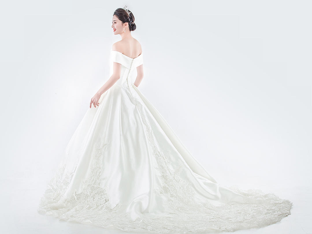 【罗漫超值婚纱礼服套餐】3件套租赁