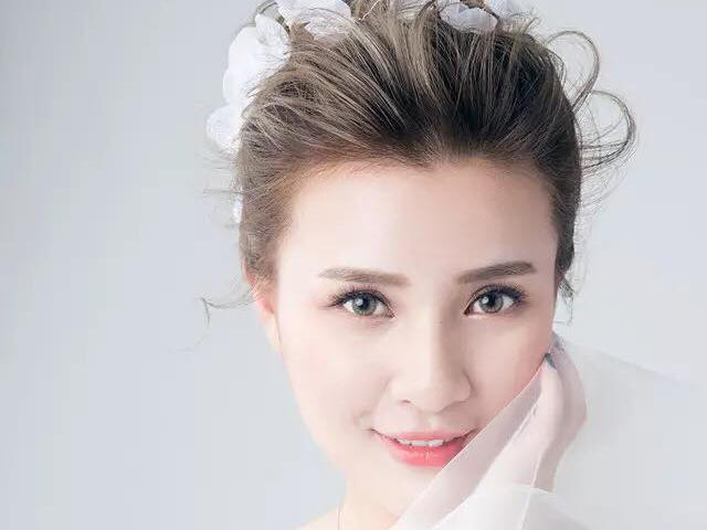 舟舟造型 气质复古系妆容 资深档