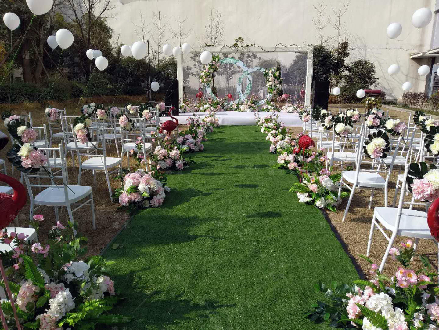 户外草坪小清新  高性价比搭配