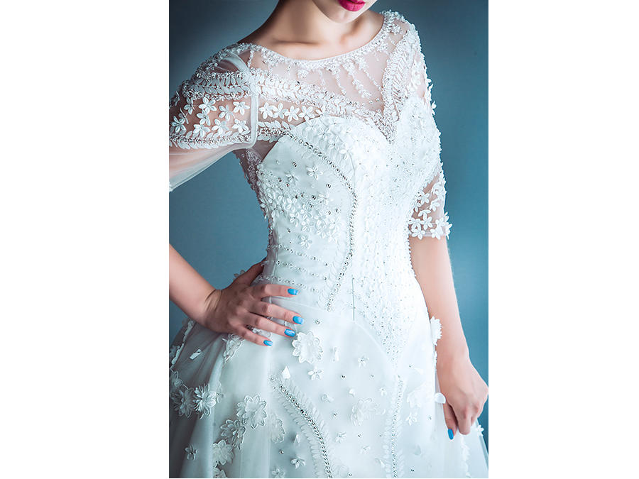 【四件套】超长花瓣拖尾 