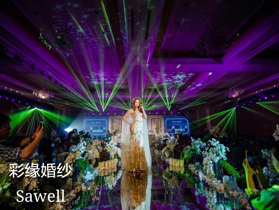 彩緣婚紗全場不分區(qū)高端婚紗4件套