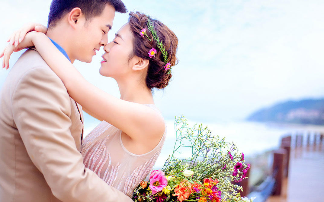 乐蜜旅拍【三亚】多主题拍摄+8服8造+蜜月酒店