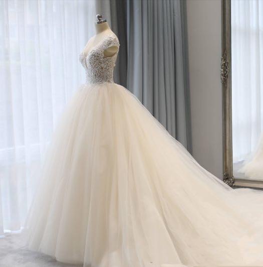 【超值系列】性感定制婚纱+秀禾