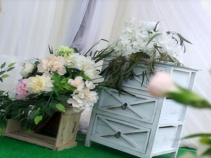 户外小清新唯美婚礼18年大热（含首席四大金刚）