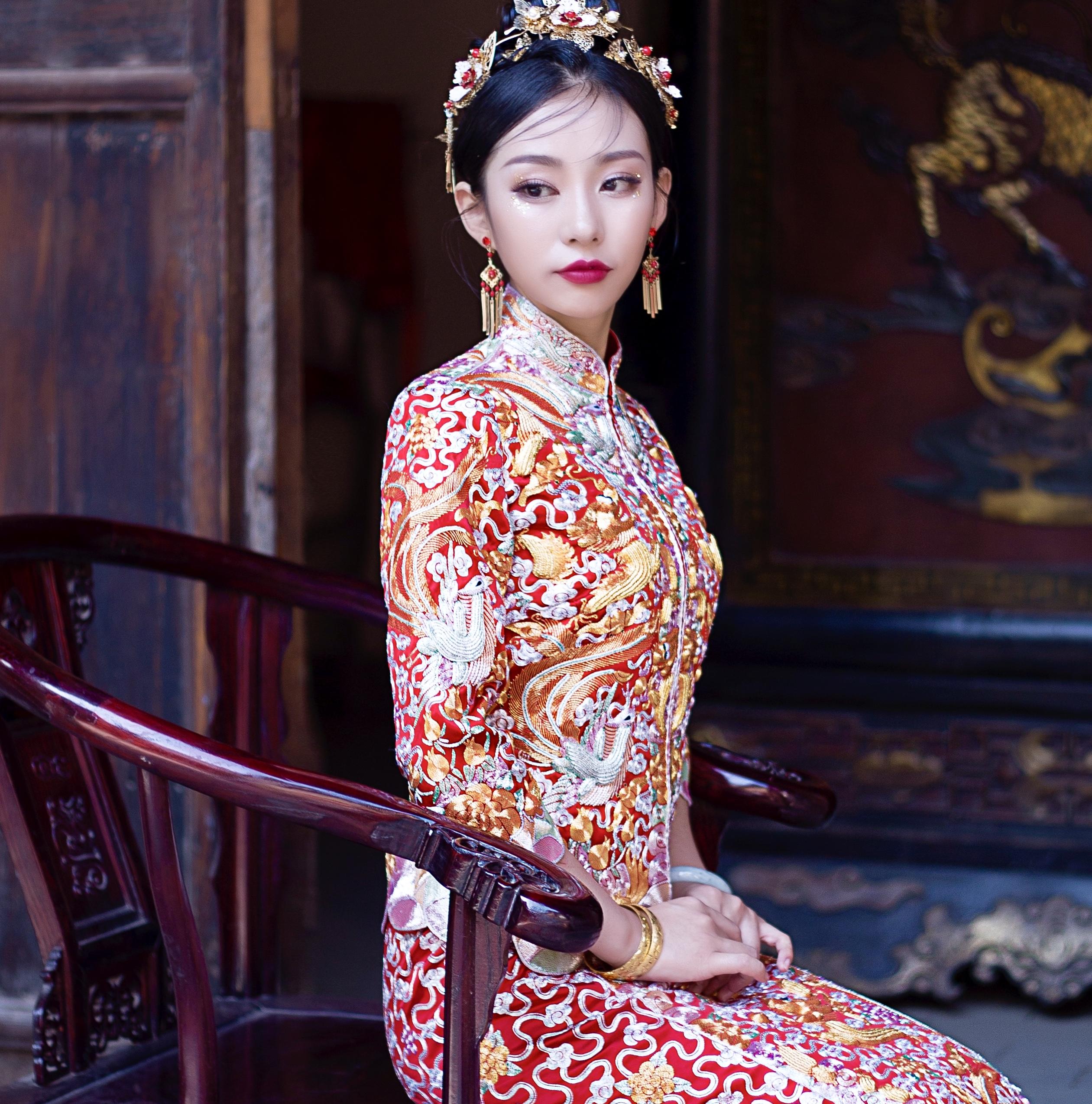 【潮婚特卖】纯手工刺绣传统龙凤褂----大伍福