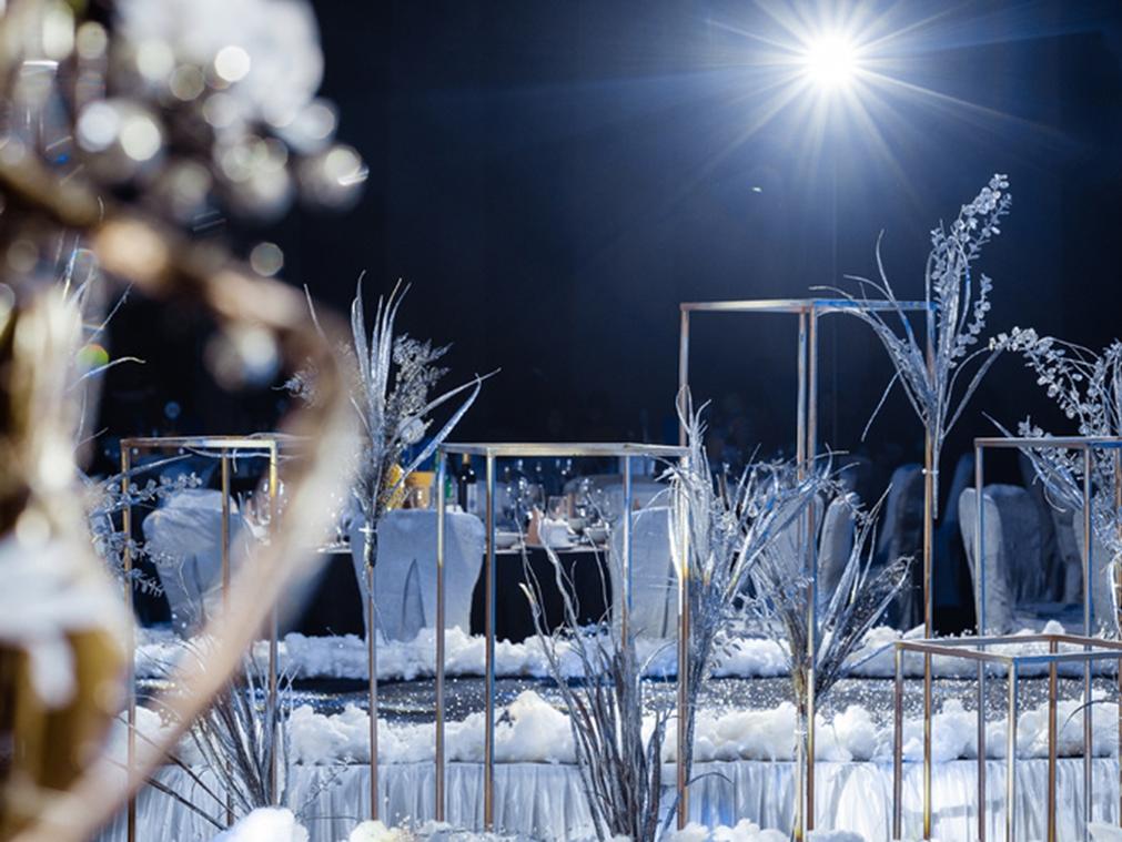 《大城小爱》-白金一号婚礼梦工厂策划