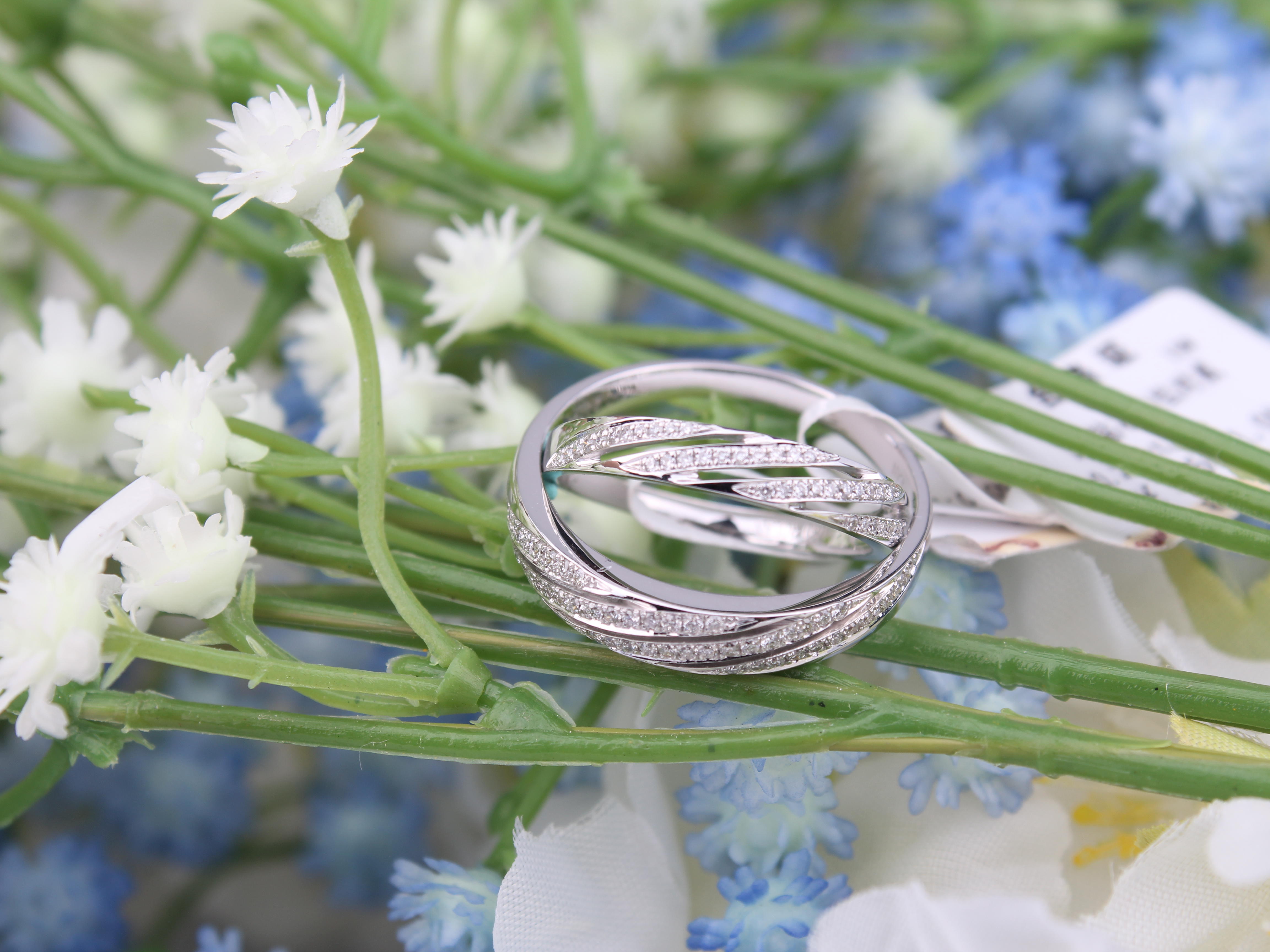 《卡门》对戒 庆圣诞迎新年 罗兰钻石冬日新款特惠