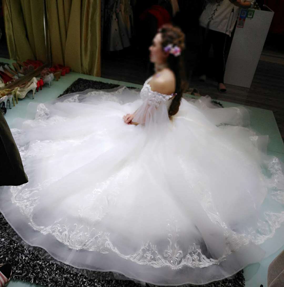 婚纱礼服租赁8件套999元