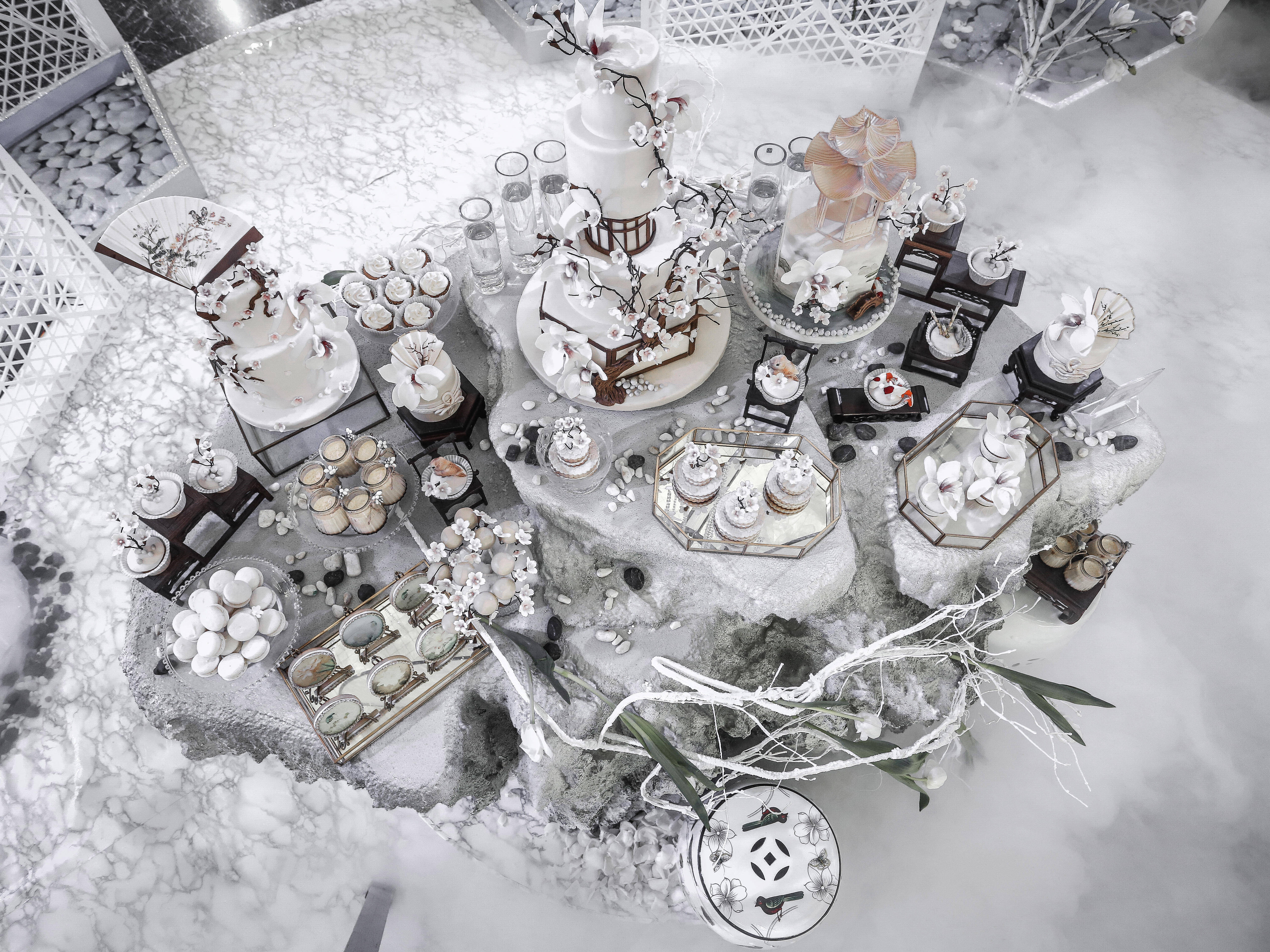 洛蜜塔Latour丨中式梅花主題婚禮甜品臺(tái)