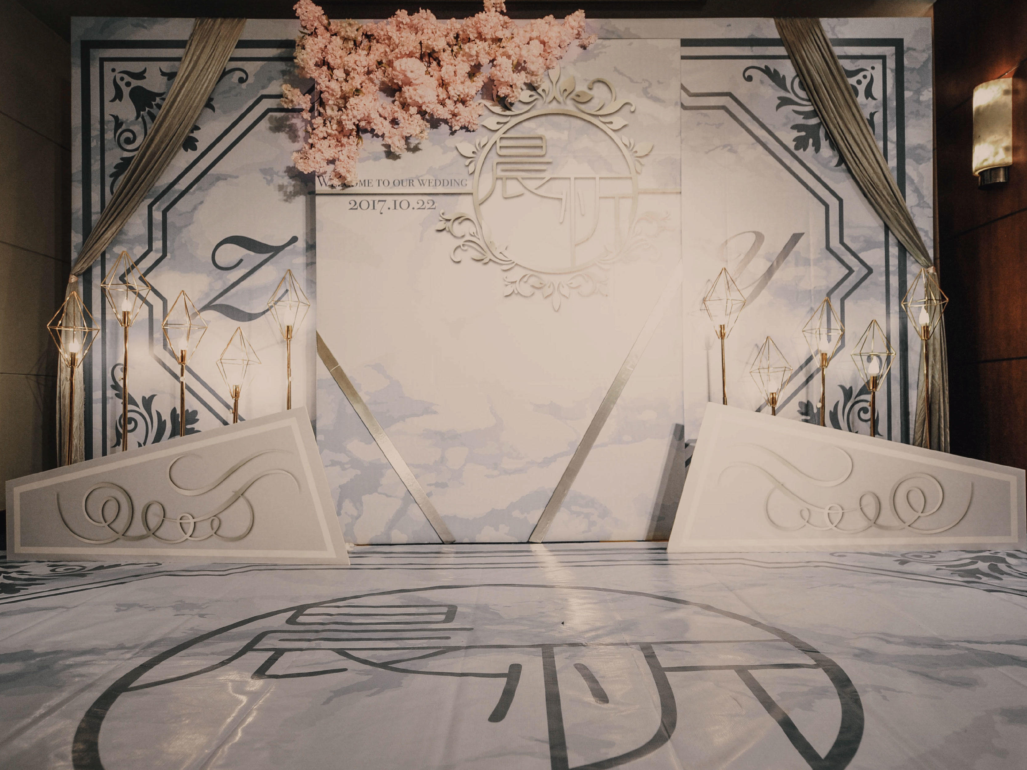 《高级灰》——别样的极简风婚礼