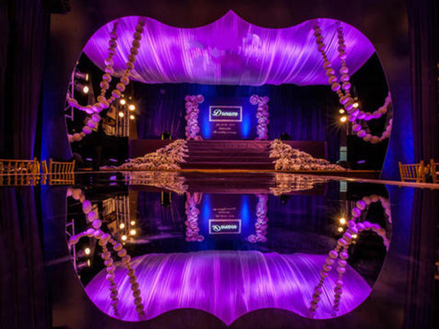 上海电视台创意颠覆主题婚礼套餐