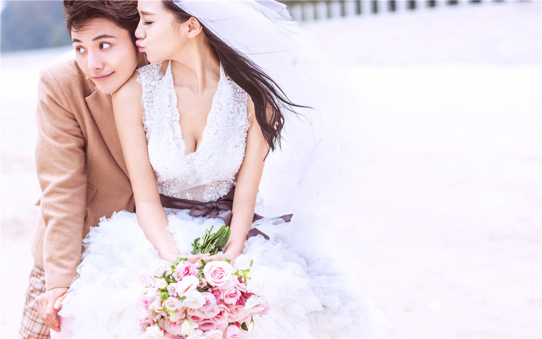 蒙娜麗莎視覺國際婚紗攝影——夢娜之戀系