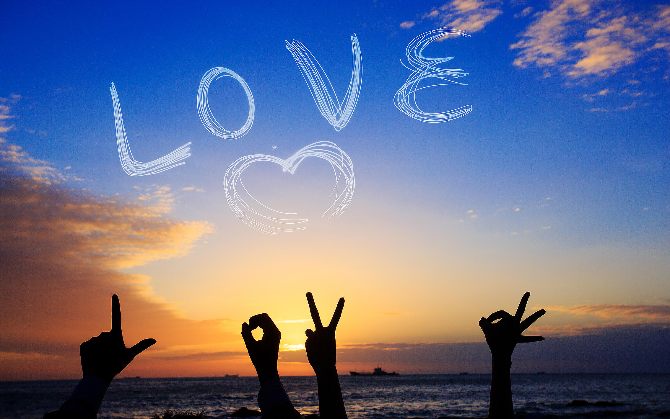 机票补贴1000+游艇+马场跑车+包邮+婚礼殿堂