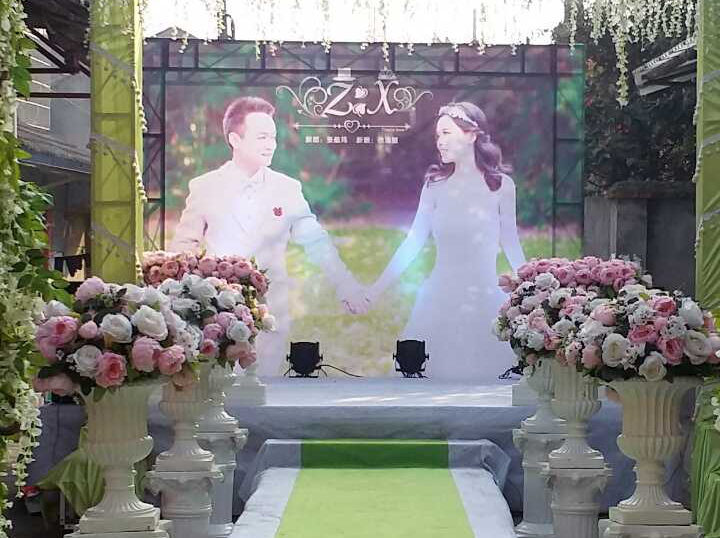 乡村家门口婚礼---花田喜事