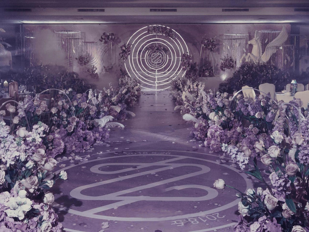 《激光》紫色系浪漫气氛强烈西式婚礼