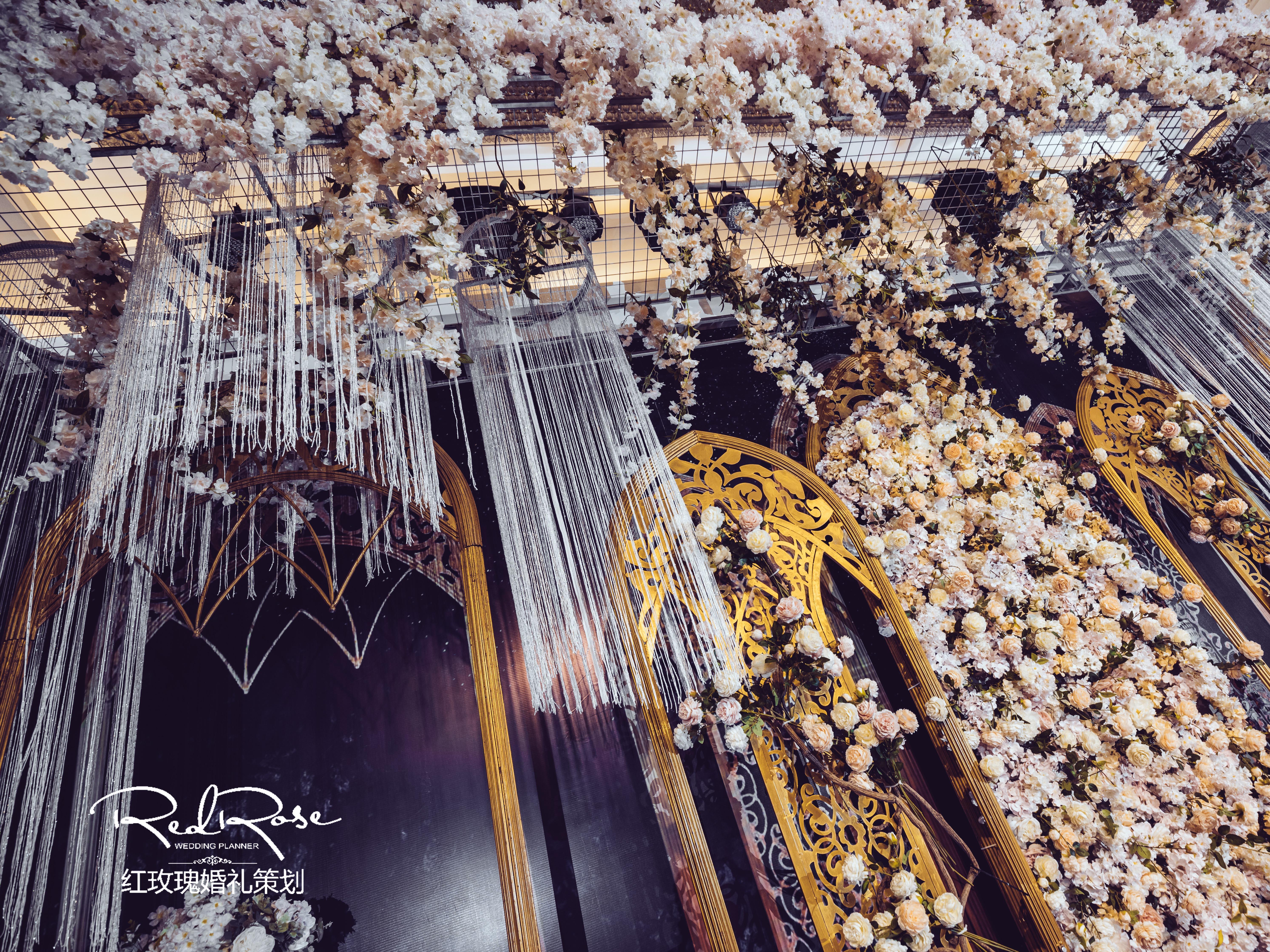 繁华似锦-复古城堡风-蓝金色-锡州花园酒店