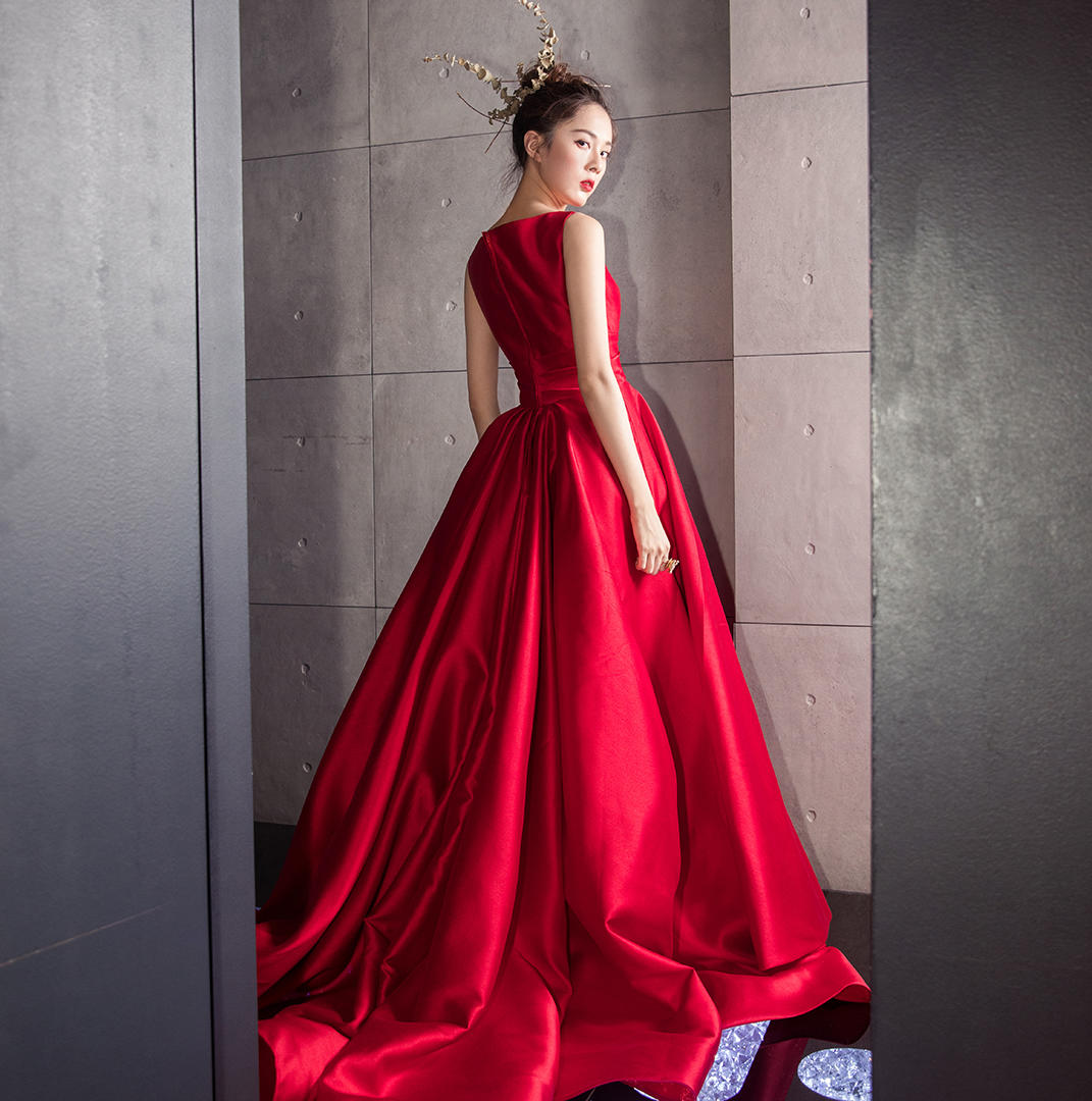 新款推荐【RED ARISE】