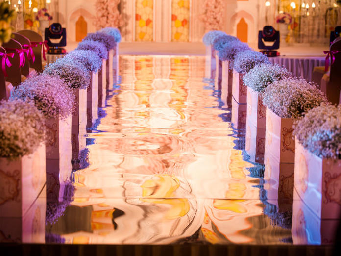 艾丽婚礼 文森特酒店暖金欧式教堂满婚礼送甜品台