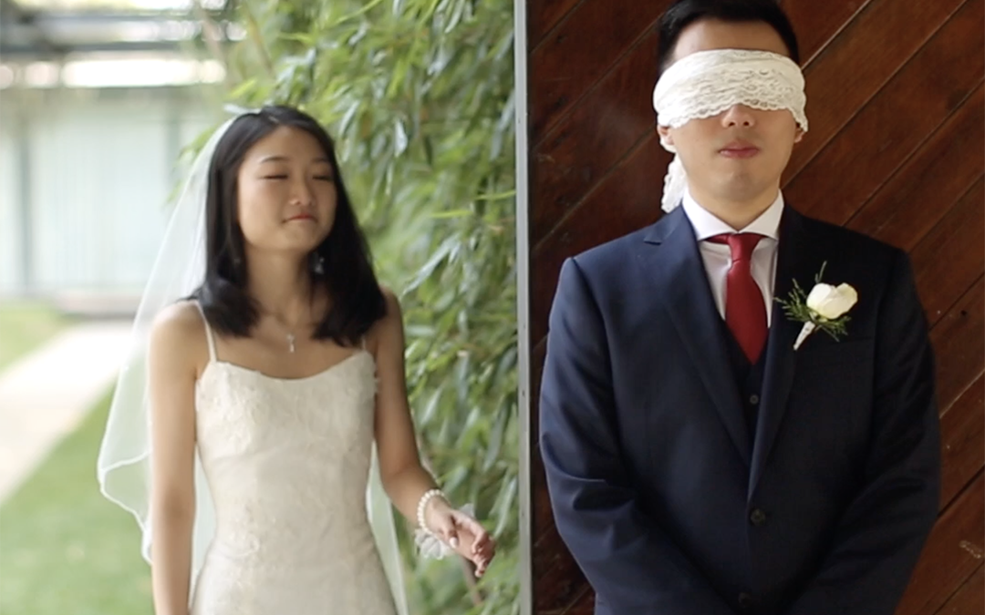 能看哭的First look