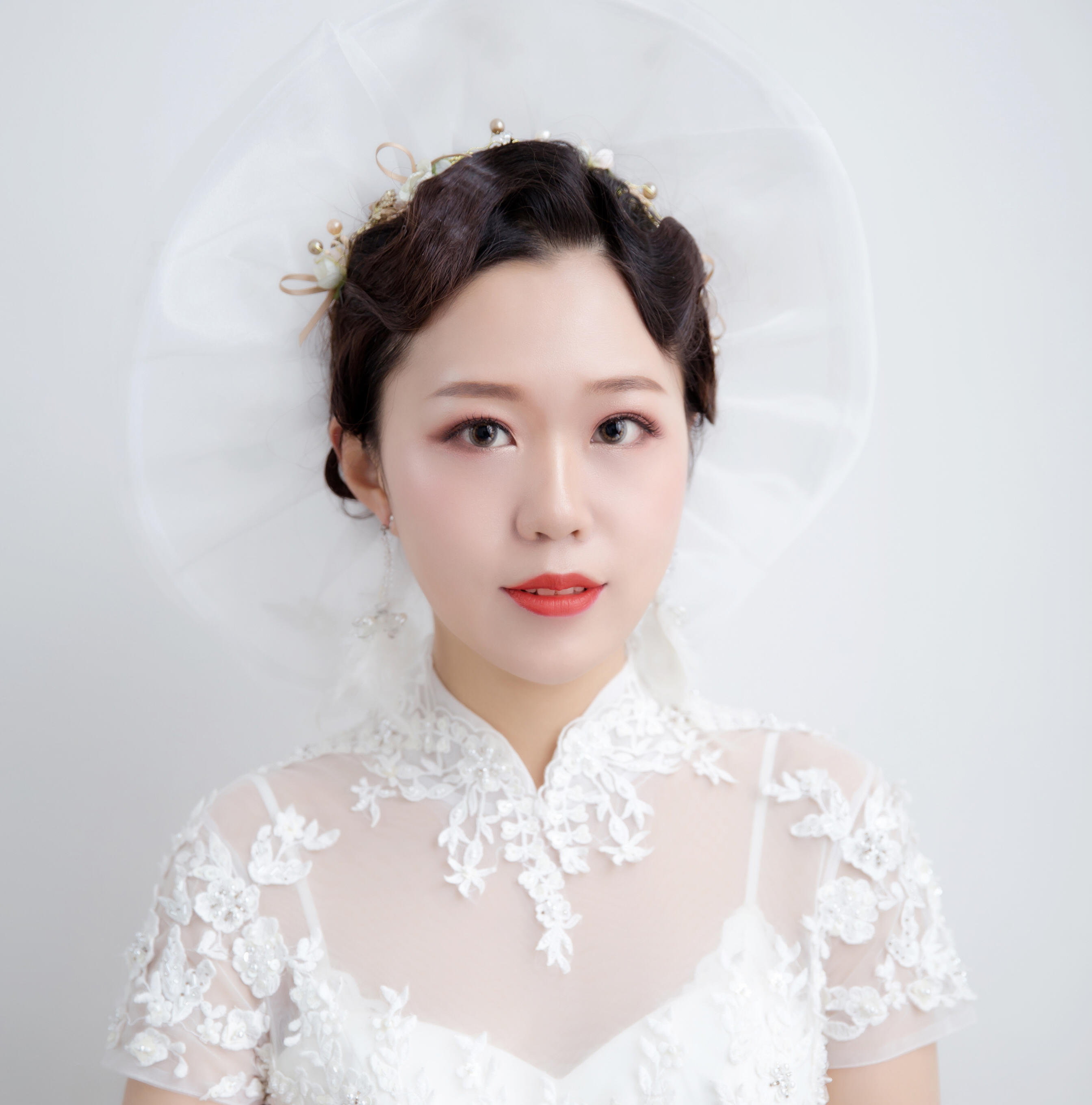 凡一【高端新娘造型】首席化妆师全天跟妆