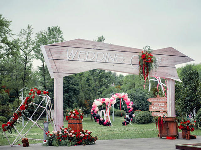 【岁玺婚礼】火烈鸟系列 户外 红绿  含四大金刚