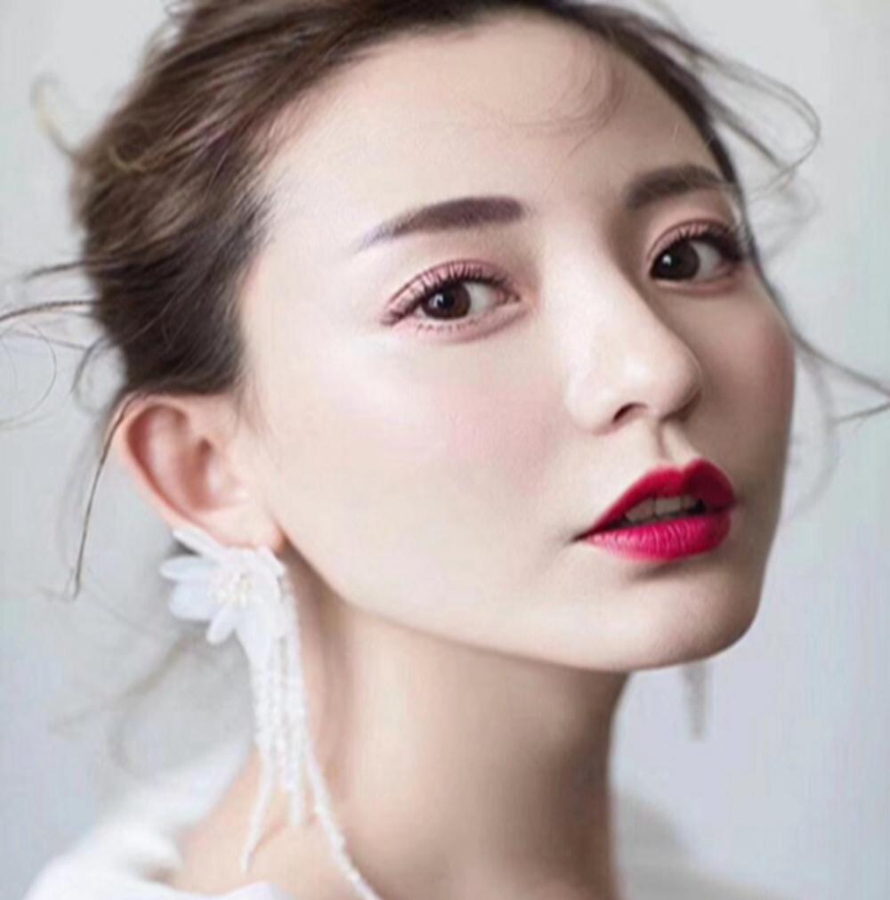 婚纱礼服7件套+全程跟妆
