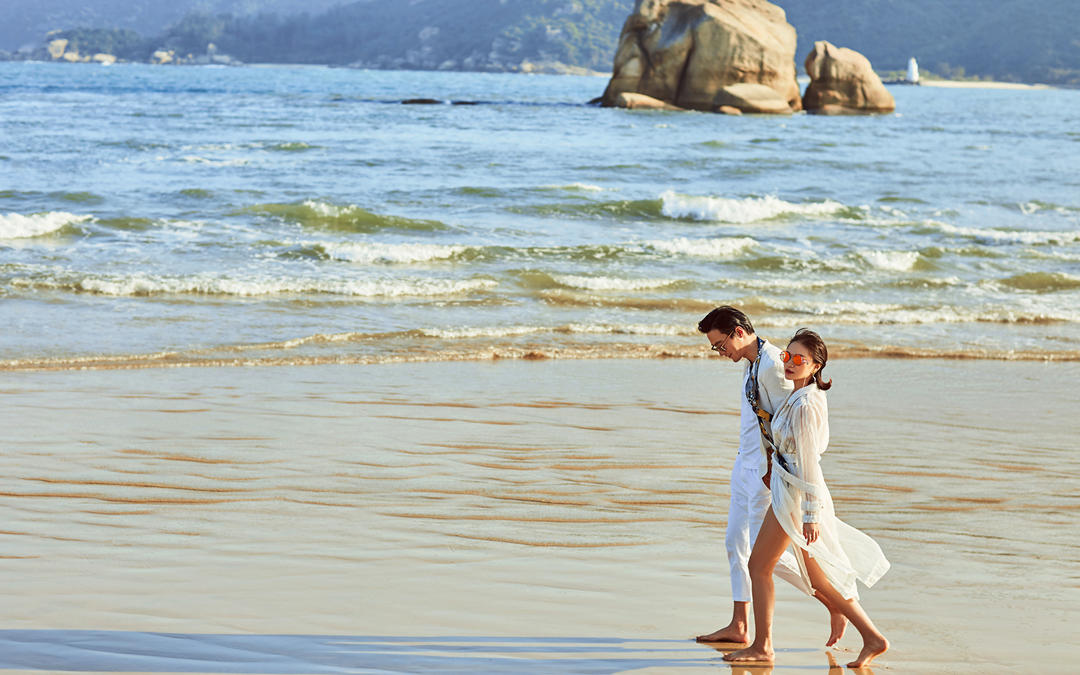 高端定制+总监团队+成品包邮+星级酒店+接机服务