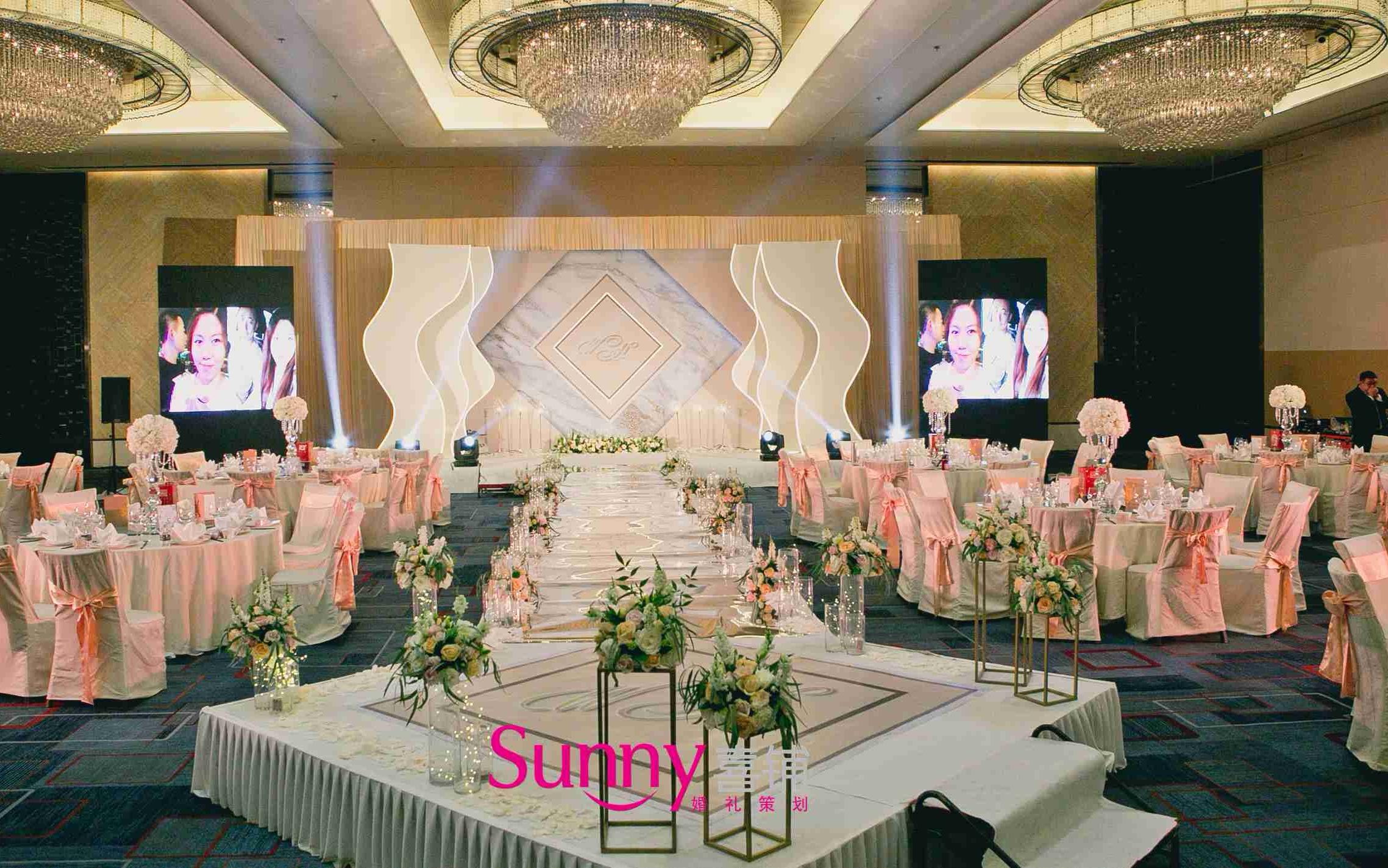 莱芜馨百酒店西式婚礼 粉色系