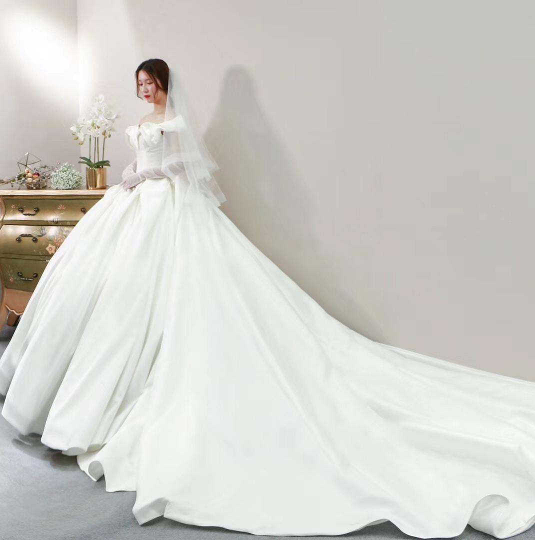 【都曼婚纱】主纱+秀禾+敬酒服+伴娘超值租赁套餐